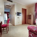 Hotel De Londres 4*