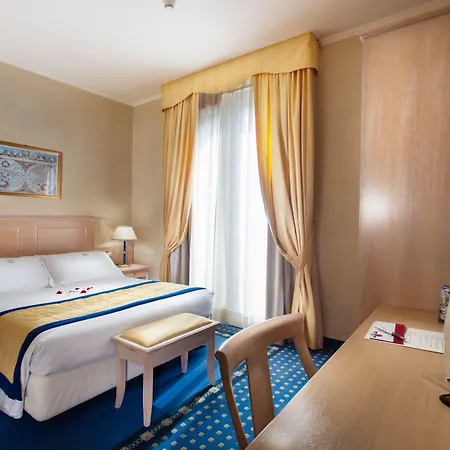 De Londres Hotell 4*