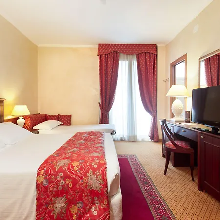 De Londres Szálloda 4*