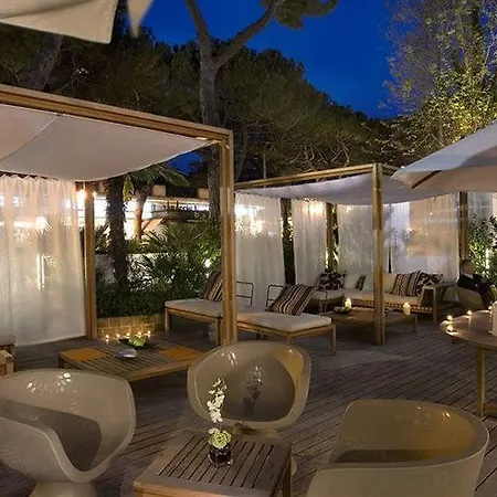 Hotel De Londres