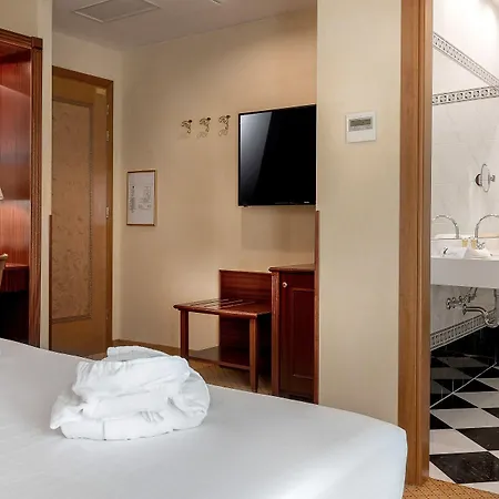 Hotel De Londres 4*