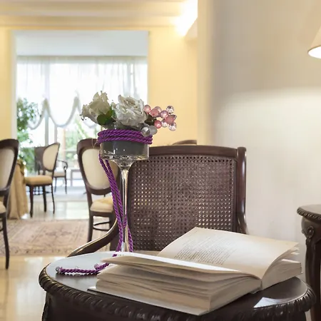 De Londres Hotel 4*