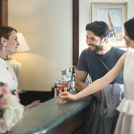 Hotel De Londres 4*