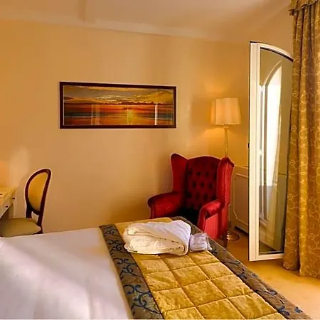 De Londres Hotel 4*
