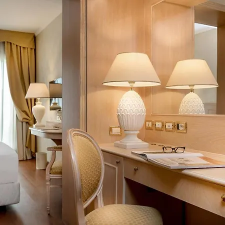 Hotel De Londres Rimini